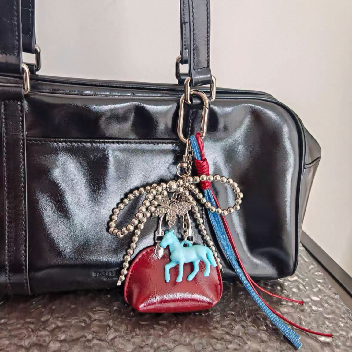 Gallop Mini Charm
