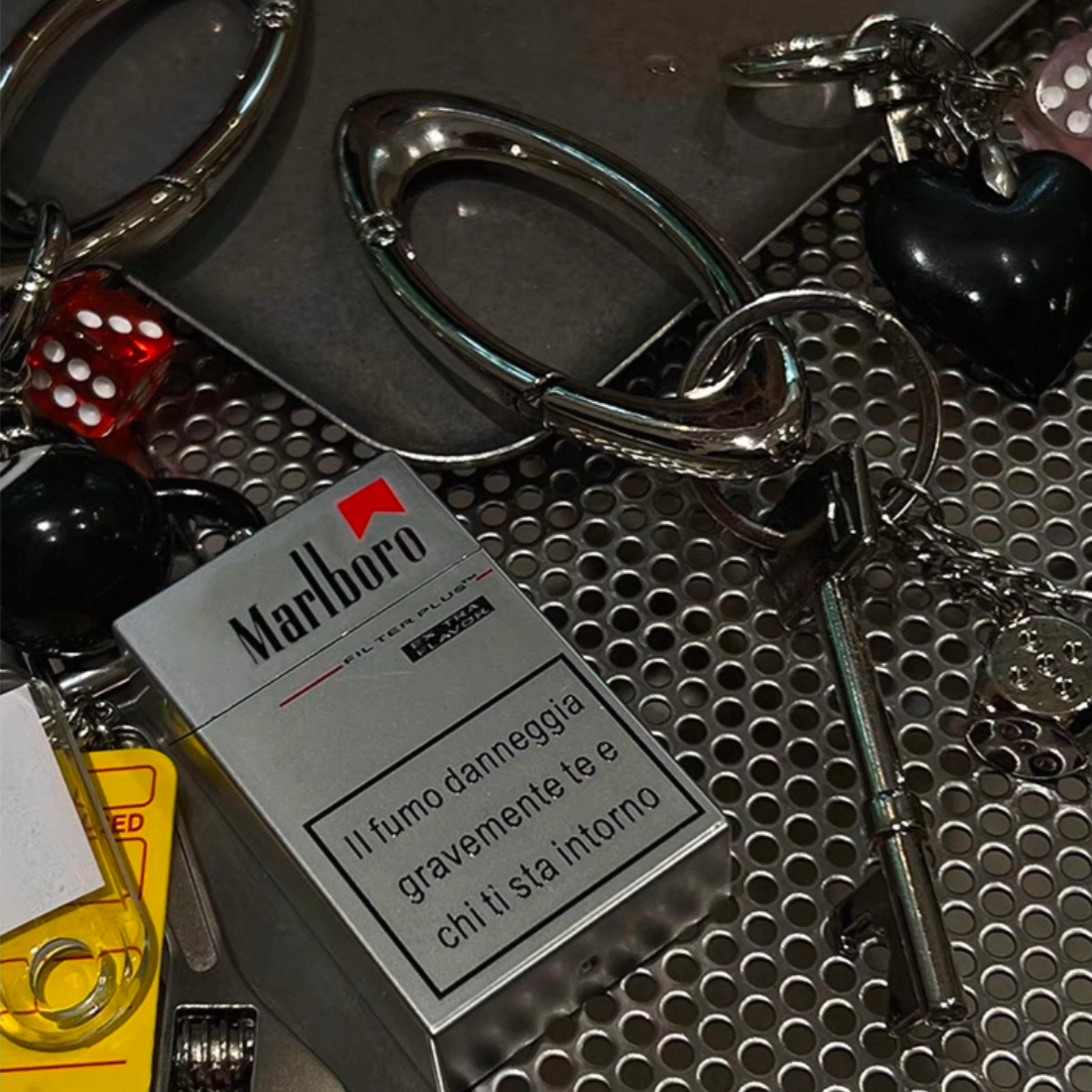Marlboro 8 Charm