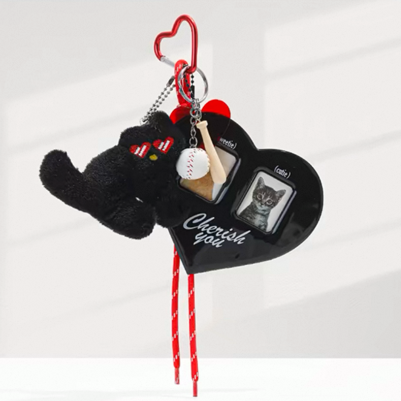 Scarlet Snap Keychain