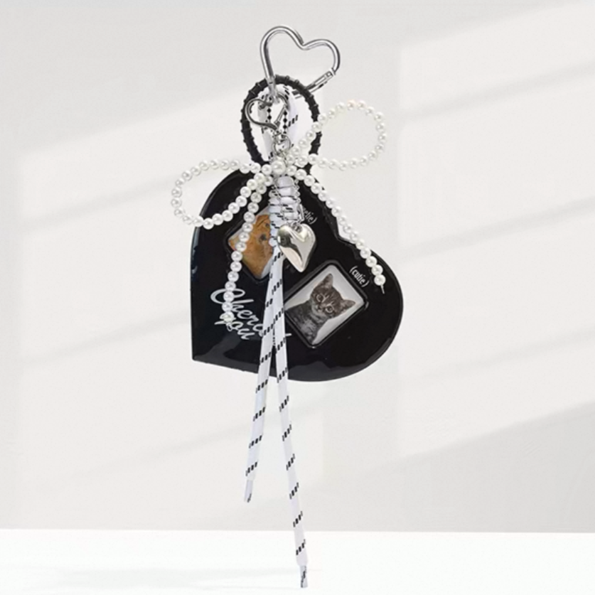 Scarlet Snap Keychain